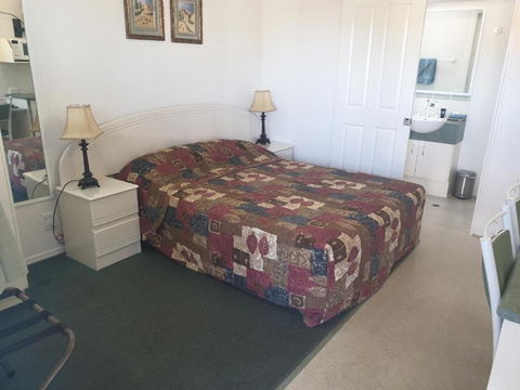 Warrego Motel - Accommodation Sunshine Coast 6