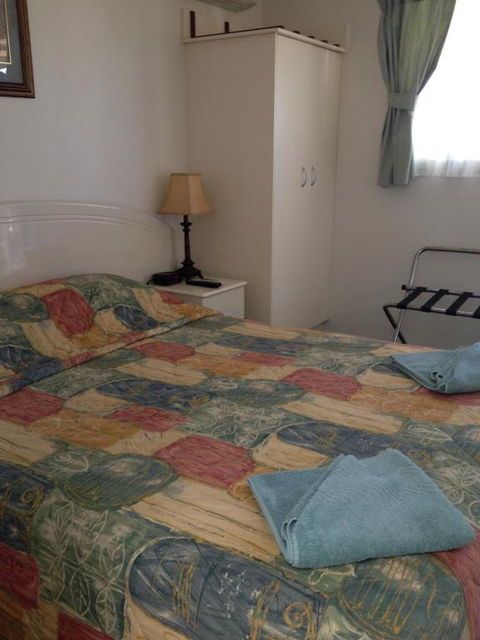 Warrego Motel - Accommodation Sunshine Coast 3