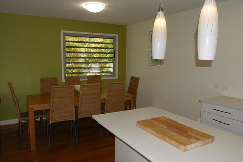 Allora 1 - Accommodation Sunshine Coast 5
