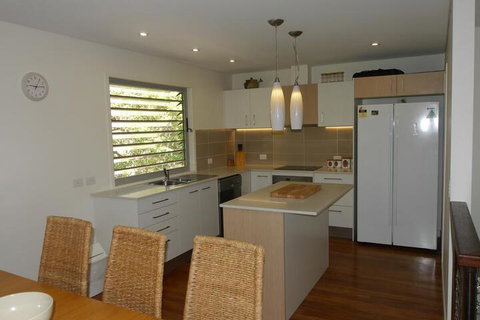 Allora 1 - Accommodation Sunshine Coast 1