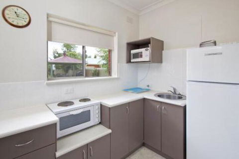 Abbey Apartments - Accommodation Sunshine Coast 6