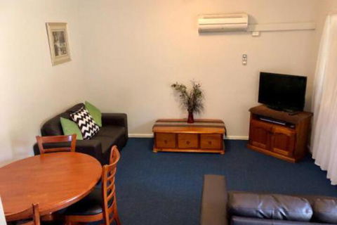 Abbey Apartments - Accommodation Sunshine Coast 0