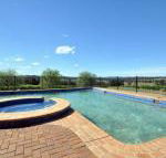 Beggars Bridge Vineyard Homestead w / pool  wifi  tennis  vineyard - Accommodation Sunshine Coast