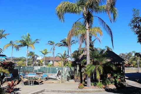 Ocean Side Hawks Nest - Accommodation Sunshine Coast 5