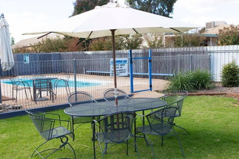 A-line Motel - Accommodation Sunshine Coast 1