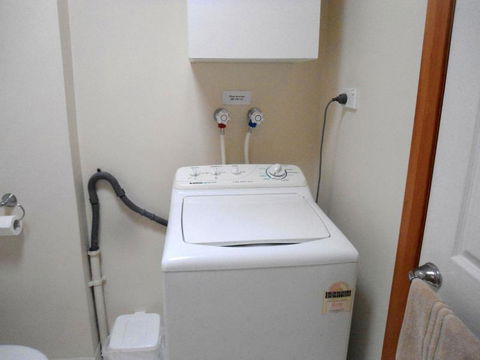 Ashwood Apartment Bellerive - Accommodation Sunshine Coast 3