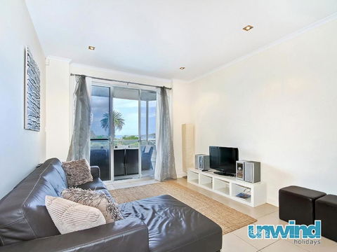 The Block Views Apartments Victor Harbor - Accommodation Sunshine Coast 3