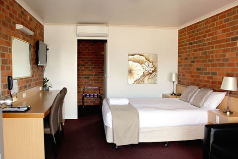 Pevensey Motor Lodge - Accommodation Sunshine Coast 4
