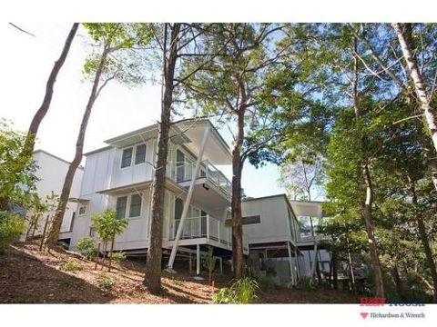 14 Little Cove Road - Accommodation Sunshine Coast 1
