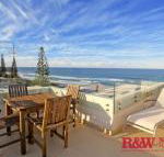 The Beachshack - Accommodation Sunshine Coast