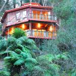 Risehill House - Accommodation Sunshine Coast 0