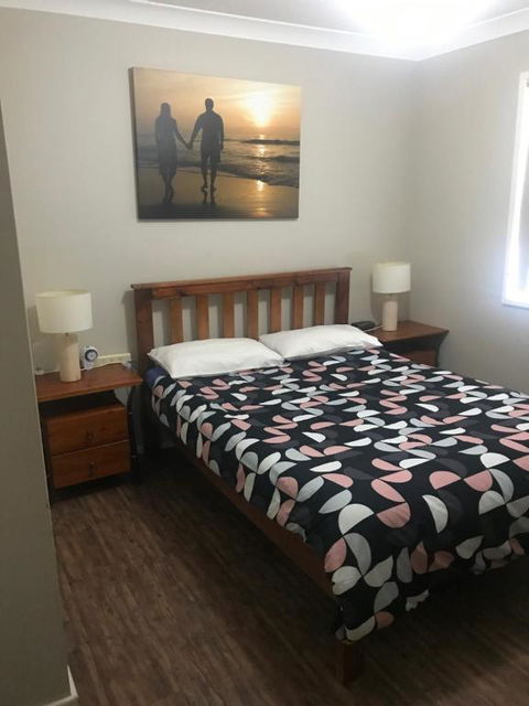 Grey Pebbles - Accommodation Sunshine Coast 1