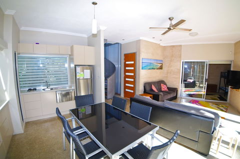 Sun Worship Crescent Head - Accommodation Sunshine Coast 3