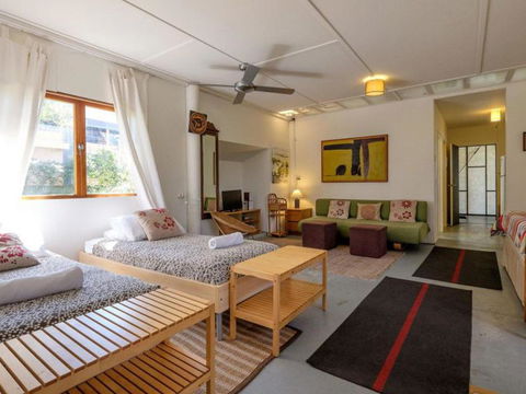 Eddies Place - Accommodation Sunshine Coast 1