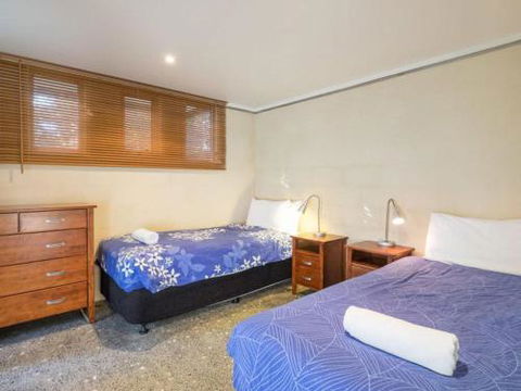 Stradbroke Sunset - Accommodation Sunshine Coast 6