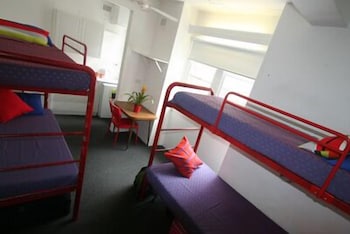 Zing Backpackers - Accommodation Sunshine Coast 3