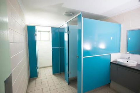 Manta Lodge YHA & Scuba Centre - Accommodation Sunshine Coast 2