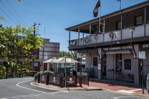 Corner Hotel Alexandra - Accommodation Sunshine Coast 0