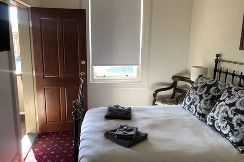 Corner Hotel Alexandra - Accommodation Sunshine Coast 7