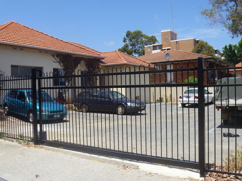 Victoria Park Lodge - Hostel - Accommodation Sunshine Coast 0