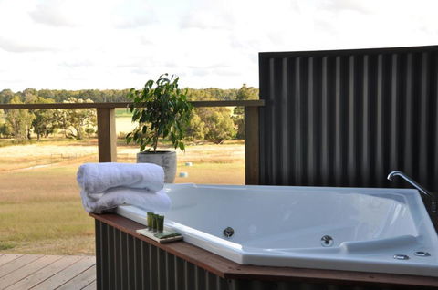Mile End Glamping Pty Ltd - Accommodation Sunshine Coast 5