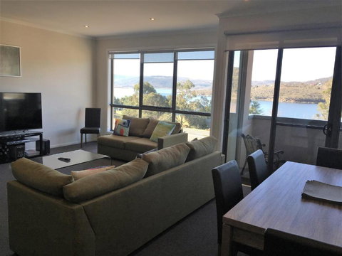 Jasper 4 - Accommodation Sunshine Coast 4
