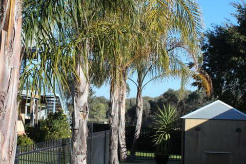 Elinike Guest Cottages - Accommodation Sunshine Coast 6