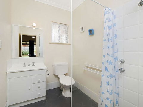 Holiday On The Terrace - Accommodation Sunshine Coast 3