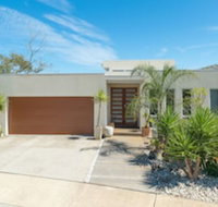 Currawong Close - Rejuvenate Stays