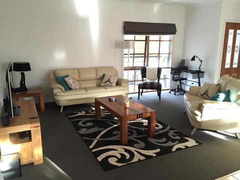 Serenity - Accommodation Sunshine Coast 1