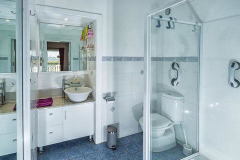 Boonah Hilltop Cottage - Accommodation Sunshine Coast 3