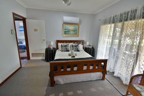 Dunelm House Bed And Breakfast - Accommodation Sunshine Coast 6