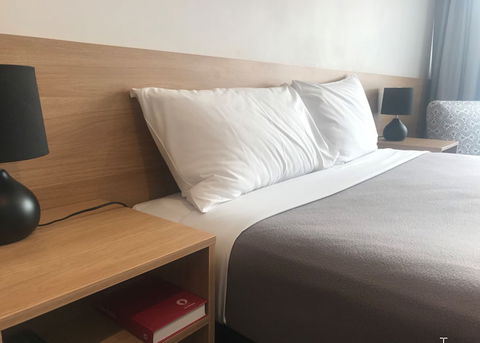 Voyager Motel - Accommodation Sunshine Coast 3