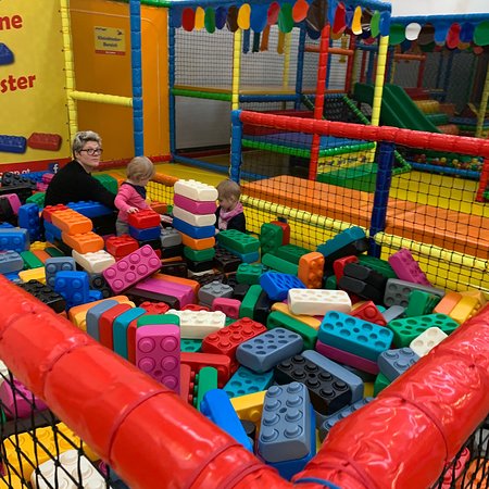 Austrian Club Melbourne - Accommodation Sunshine Coast 0