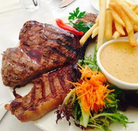 Cardens Seafood  Steak House - Accommodation Sunshine Coast