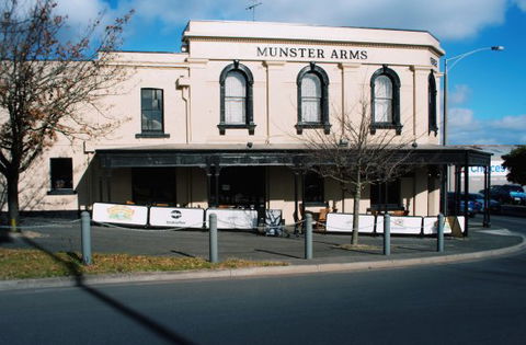 The Munster Arms Hotel - Accommodation Sunshine Coast 0