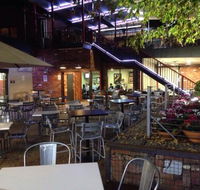 Brady's Railway Hotel - Accommodation Sunshine Coast