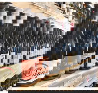 Red Hill Wine Collective - Accommodation Sunshine Coast