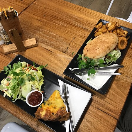 Two Little Owls Cafe - Accommodation Sunshine Coast 0