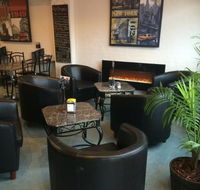 SKYES Cafe  Courtyard - Accommodation Sunshine Coast