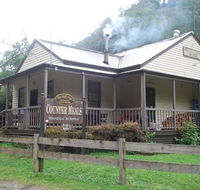 Wally Pub - Accommodation Sunshine Coast