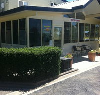 Poplar Caravan Park  Harry's Snack Shack - Accommodation Sunshine Coast