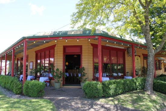 Robertson NSW Accommodation Sunshine Coast