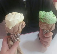Annie's Old Fashioned Ice Cream Parlour - Accommodation Sunshine Coast