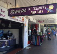 Scoops Ice Creamery and Cafe - Accommodation Sunshine Coast