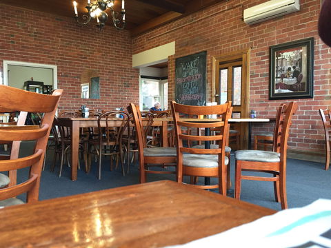 Oliver's Real Food - Accommodation Sunshine Coast 0