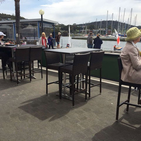The Waterfront Hotel - Accommodation Sunshine Coast 0