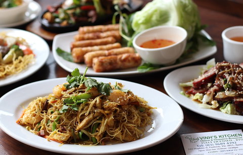 Vinh's Kitchen - Accommodation Sunshine Coast 0