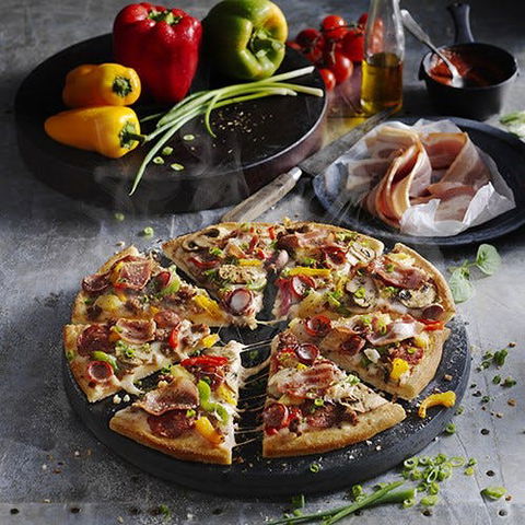 Domino's - Accommodation Sunshine Coast 0