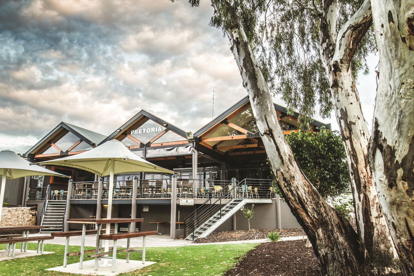 Frahns SA Accommodation Sunshine Coast
